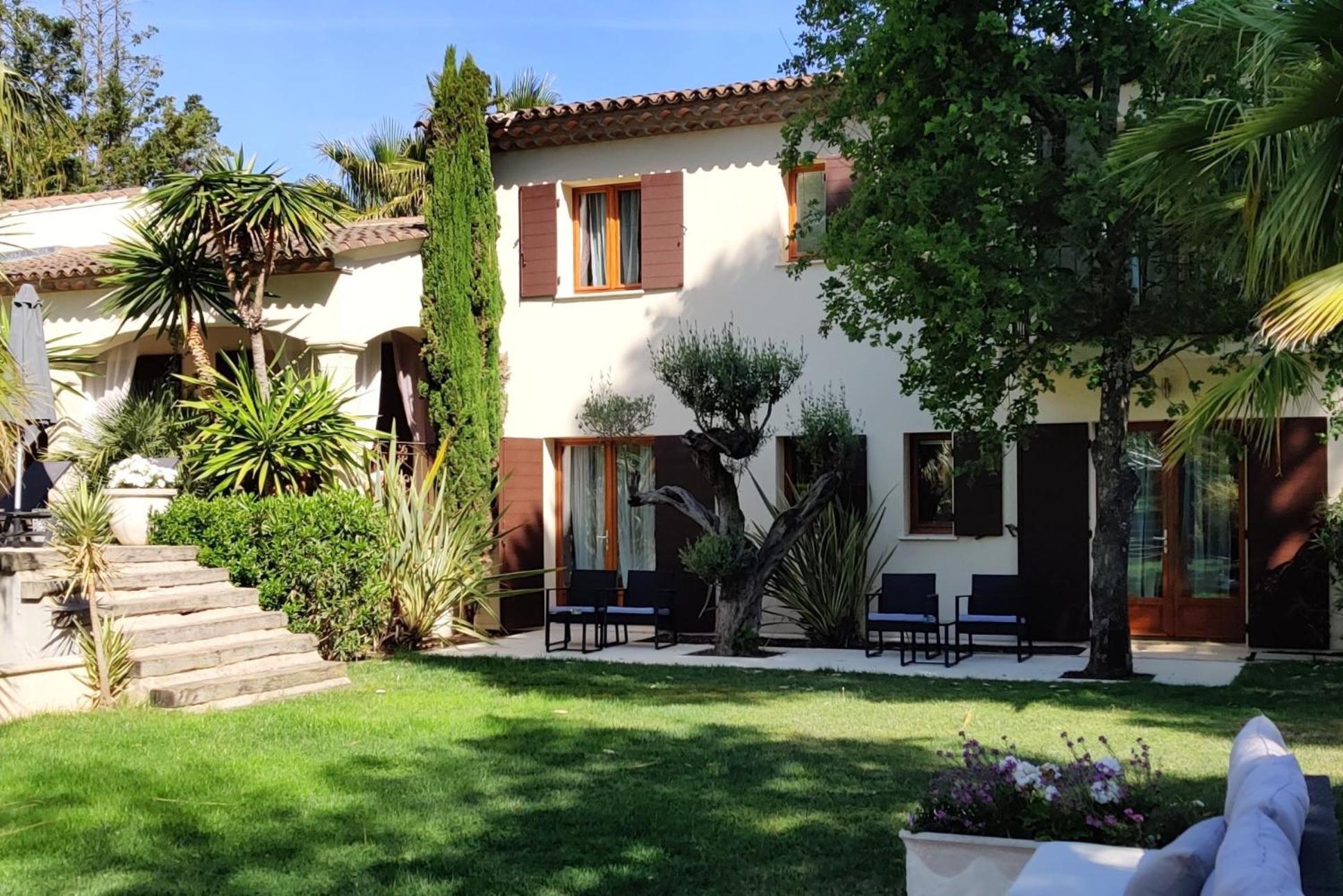 Maison Prestige Saint Tropez By Roberto Geissini Grimaud Szoba fotó